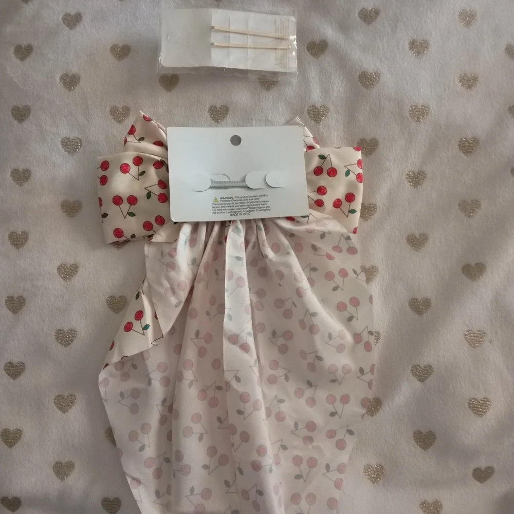 ✂️3/$15 *NWT* Pretty Cherry Print Hair Bow and Clip Set